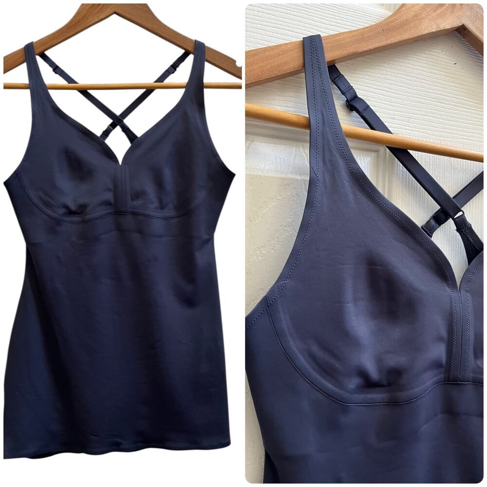 Lululemon Define Lightweight Adjustable Straps Open Back Tank Top Size 6 Yoga